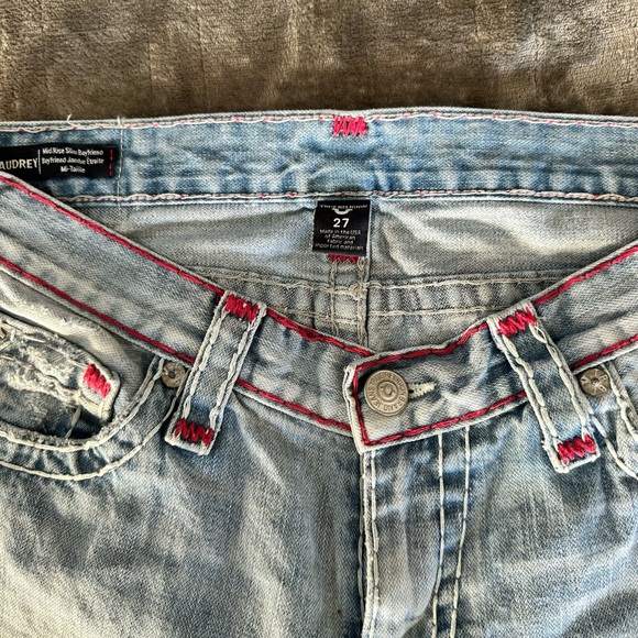 True Religion Light Blue Straight Leg Jeans with Red Stitching - Picture 3 of 3